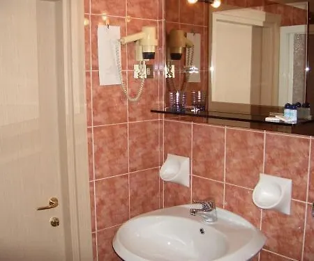 Europa 3* سوندريو