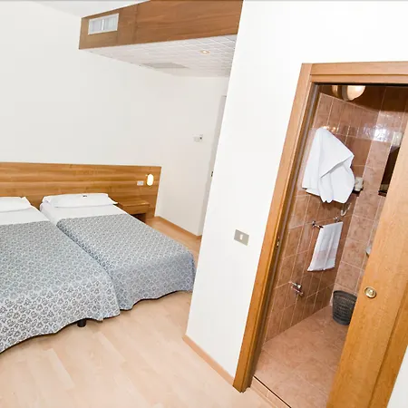 Europa 3* سوندريو