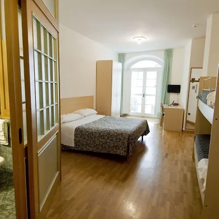 Europa 3* سوندريو