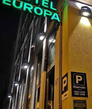 Отель Europa 3*